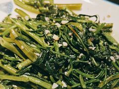 蒜蓉炒空心菜-鑫悦楼煎蟹·16年海鲜大排档
