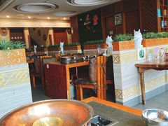 大堂-诺敏塔拉奶茶-布里亚特包子-手把肉(锦都会店)