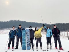 -十三陵雪世界滑雪场