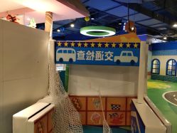 -多奇妙乐园·淘气堡·电玩·抓娃娃(海口吾悦店)