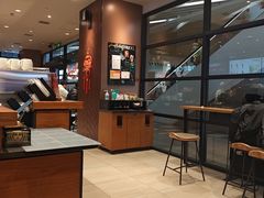 -星巴克(上海虹桥新天地二店)
