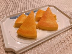 香煎小米糕-巴扎美食·新疆菜·西域歌舞表演餐厅(新疆大厦店)