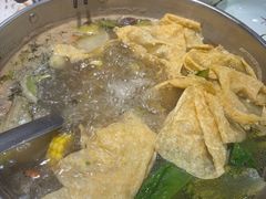 -乡土黄·鲜牛肉火锅·小龙虾(兴业街店)