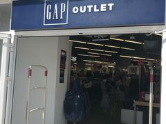 -GAP(王府井奥莱·香江小镇店)
