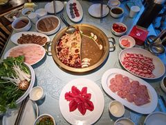 -小天鹅火锅·一线江景洪鼎旗舰店(洪崖洞店)