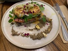 -FLOVIE FLORIST CAFE