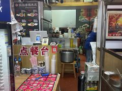 -钰园秦镇米皮(长安西路三兴园店)