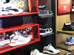 -云柏鞋业(十里堡店)