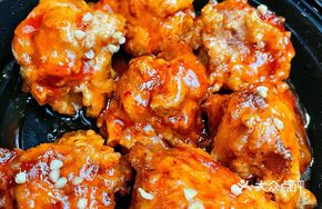 Honey-glazed Fried Chicken Nuggets