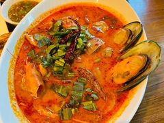 -Chom Cafe and Restaurant