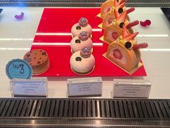 -Salon de The de Joel Robuchon(外滩18号店)
