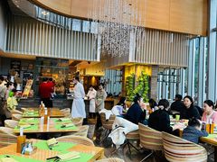 -两咖啡自助餐厅(静安香格里拉酒店)