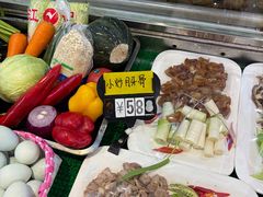 -靠山屯东北农家菜(八龙桥雅苑店)