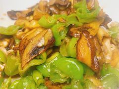 -蔼若春.传承三十年云南菜(金碧公园店)