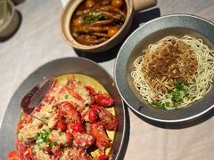 -巴厘龙虾·榜首油焖大虾(音乐学院·沿江酒馆店)