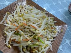 -天天向上素食餐厅(五台山店)