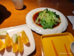 -钳小厨疯味1987肉蟹煲(美一城广场店)