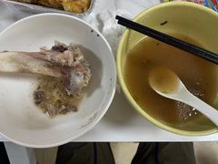 -周震馄饨