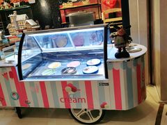 -君来湖滨饭店·玫瑰园