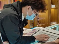 -回瑞眼镜·蔡司·依视路官方授权店(广益路万达店)