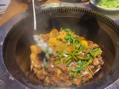 -山河屯铁锅炖·非遗东北菜(南山店)