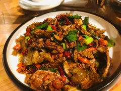 小炒猪三样-唐伯虎新派湘菜馆(石夏时代广场店)