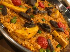 红烩牛肉薯角海鲜饭-四季天方包子