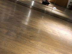 -康斐斯健身(银泰创意城店)