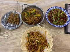 -江城燕子大排档(江汉路步行街店)