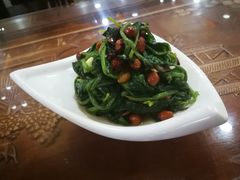果仁菠菜-伊兰汇美食(潘家园店)
