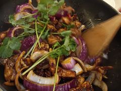 -胡须佬鸡煲四季火锅店(石厦西村直营店)