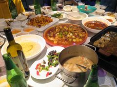 -巴特餐饮6加1音乐餐吧·新疆菜