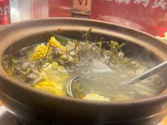 石橄榄炖鸡-洪大厨鸡煲(福田店)