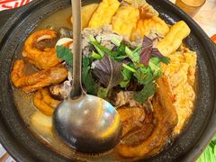 -老表记广西宵夜螺蛳鸭脚煲(东盟店)