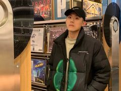 -黑胶星球(华发中城商都店)