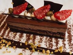 巧克力榛子蛋糕-Le Comptoir de Pierre Gagnaire