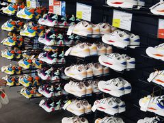 -迪卡侬(顺峰山店)