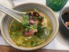 -喃喃椰·糟粕醋·椰子鸡火锅(七堡花园店)