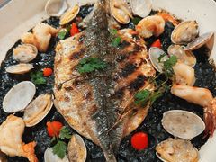 -LESCEDARS Brasserie Bistro香柏树
