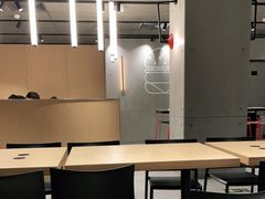 大堂-麦当劳(展览路店)