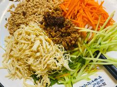 大理特色凉米线-云隐小厨·传统大理美食(复兴路店)