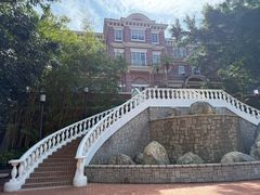 -香港大学