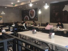 大堂-康师傅私房牛肉面(马泉营奥莱店)