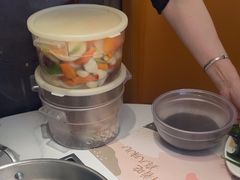 -黄记煌三汁焖锅(新佳丽江汉路店)