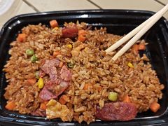 -盒马鲜生(丁香国际店)