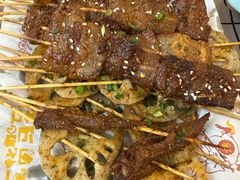-顶峰夜宴·龙虾烧烤大排档(九江学院店)