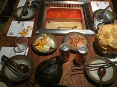 -老牌坊云南鱼豆花火锅(嵩山店)