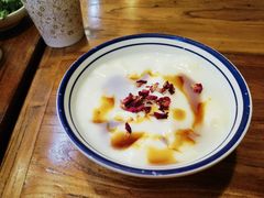 -云阿蛮云南生烫牛肉米线(奉贤路店)