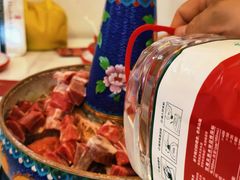 -毛辣果·贵州红酸汤牛肉火锅(西单店)