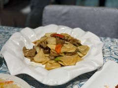 -巴扎美食·新疆菜·西域歌舞表演餐厅(新疆大厦店)